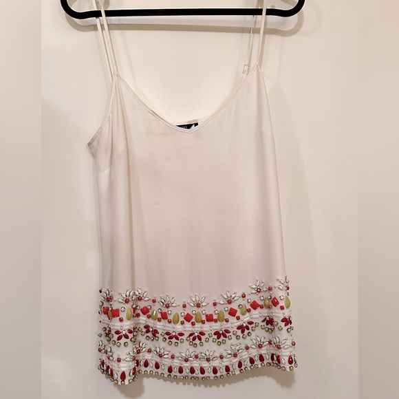 Beaded top in perfect condition. Not one jewel/gem missing - Picture 1 of 4
